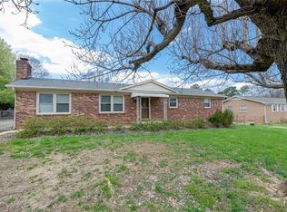 3503 16th St NE, Hickory, NC 28601