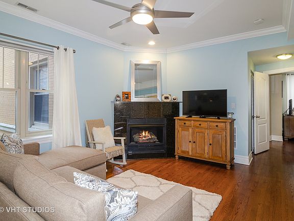 5th image of 3135 W Palmer Blvd APT 1