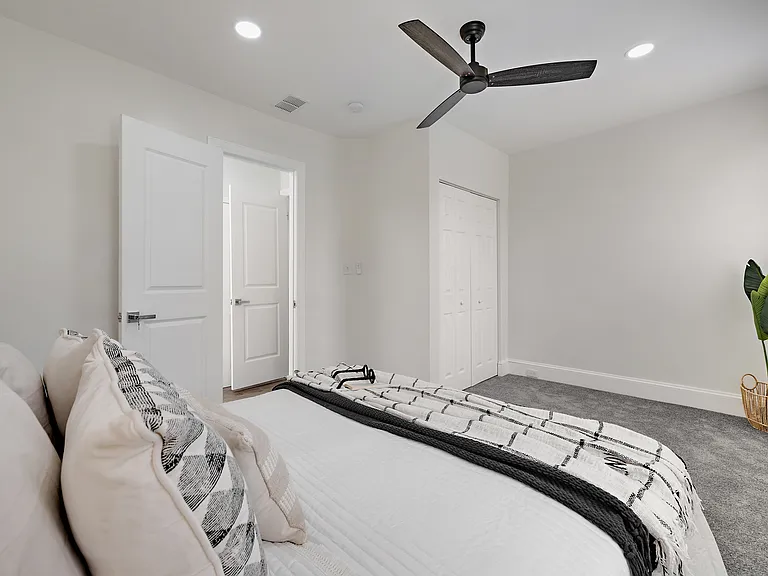 3732 Beehler Ave — Photo 6