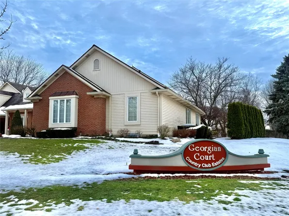 3206 Georgian Ct, Erie, PA 16506