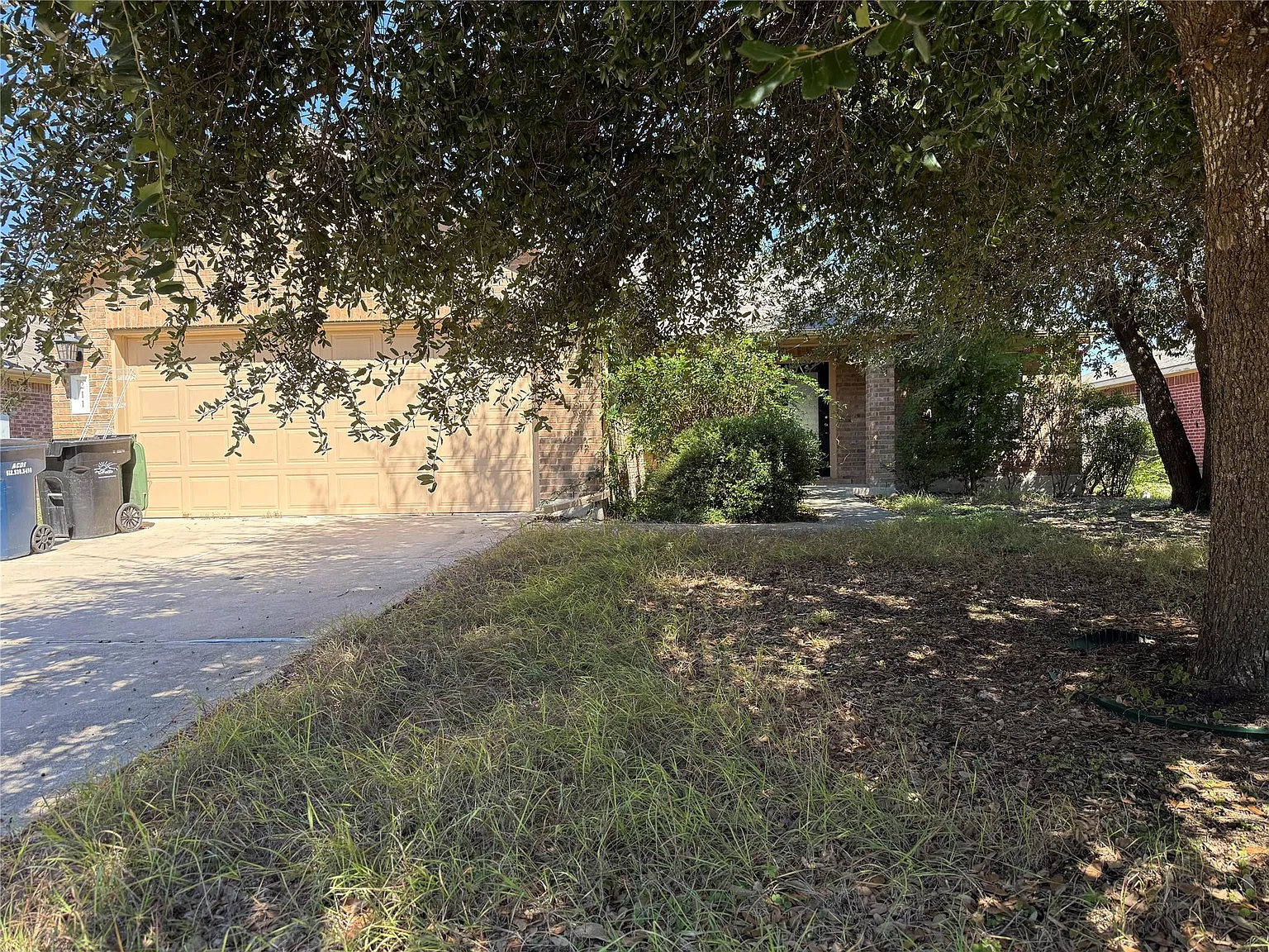 4 bed, 2.0 bath, 1699 sqft, $1,800 — Photo 3