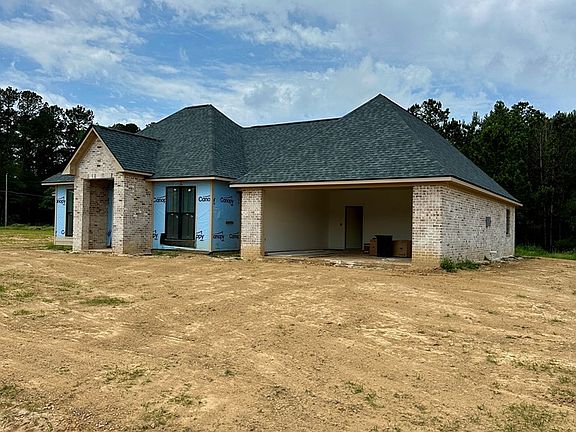 3rd image of 1013 Henry Lee Dr