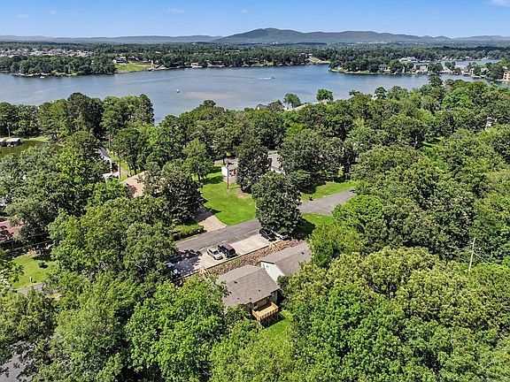 5th image of 155 Lake Vista Cv