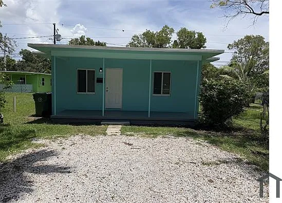 2 bed, 709 sqft, $1,795 — Photo 1