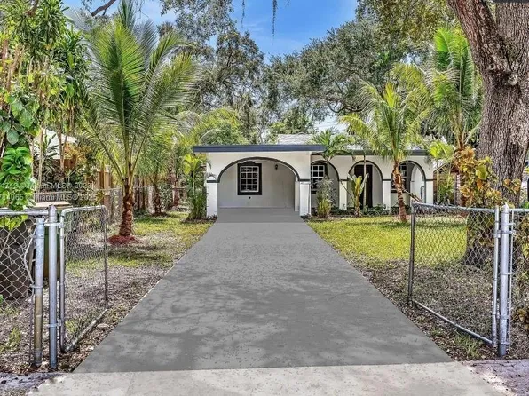 936 NE 132nd St, North Miami, FL 33161