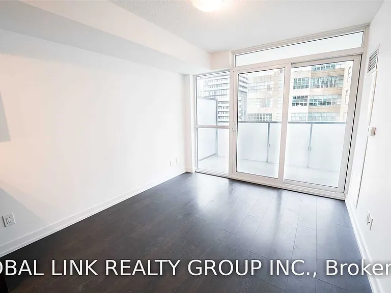 125 Redpath Ave #407 — Photo 7