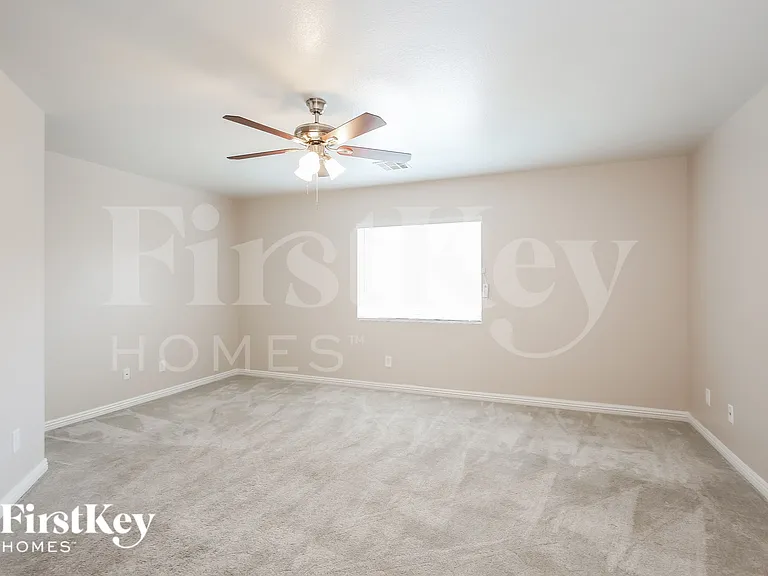705 Picasso Picture Ct — Photo 8