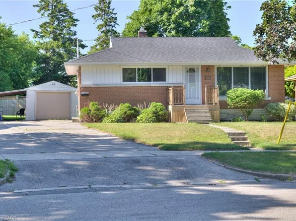 71 Broadmoor Ave, Kitchener, ON N2C 1Y6