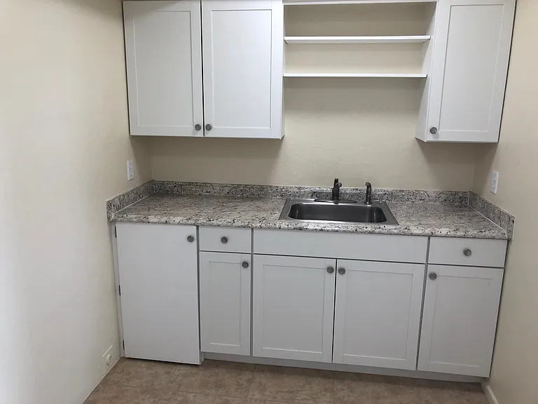 12729 McGregor Blvd #10 — Photo 4