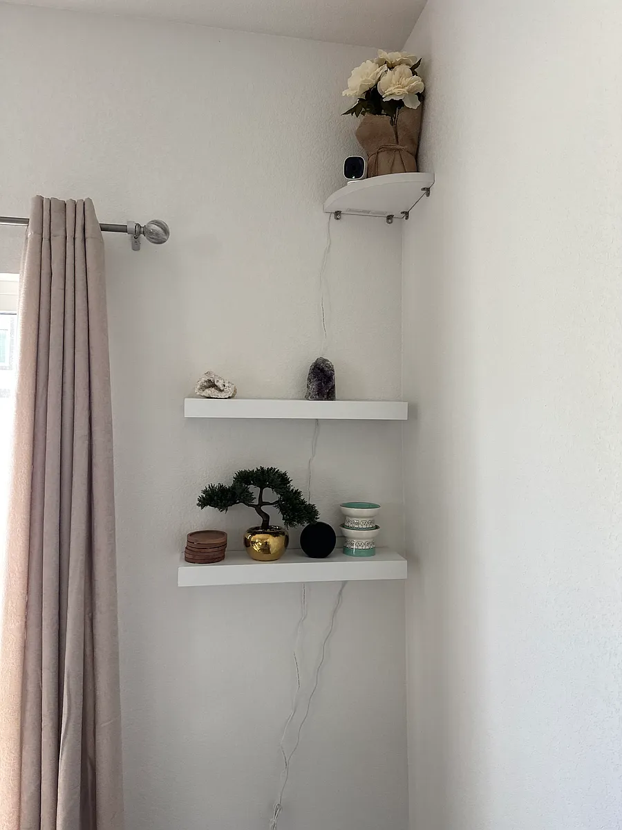 Decor in corner next to patio door - Frasco Dr