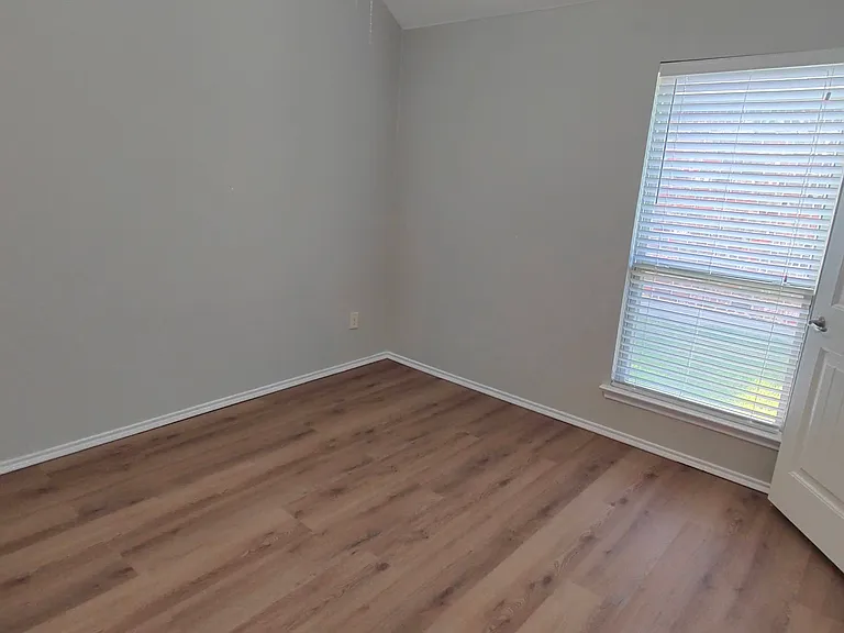 516 Rustic Oak Ln — Photo 30