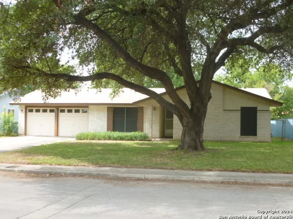 5011 CINDERELLA ST, Kirby, TX 78219