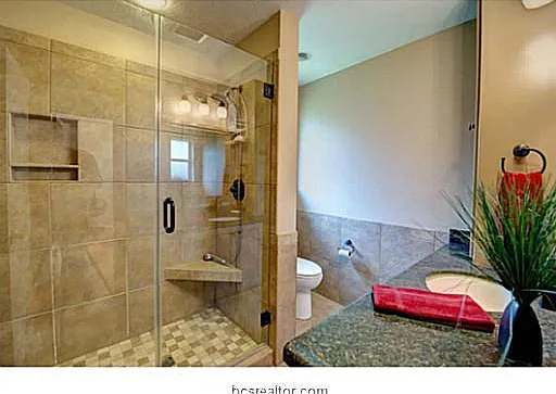 4210 Ludlow Ln — Photo 10