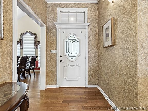 3rd image of 4358 Kings Rd