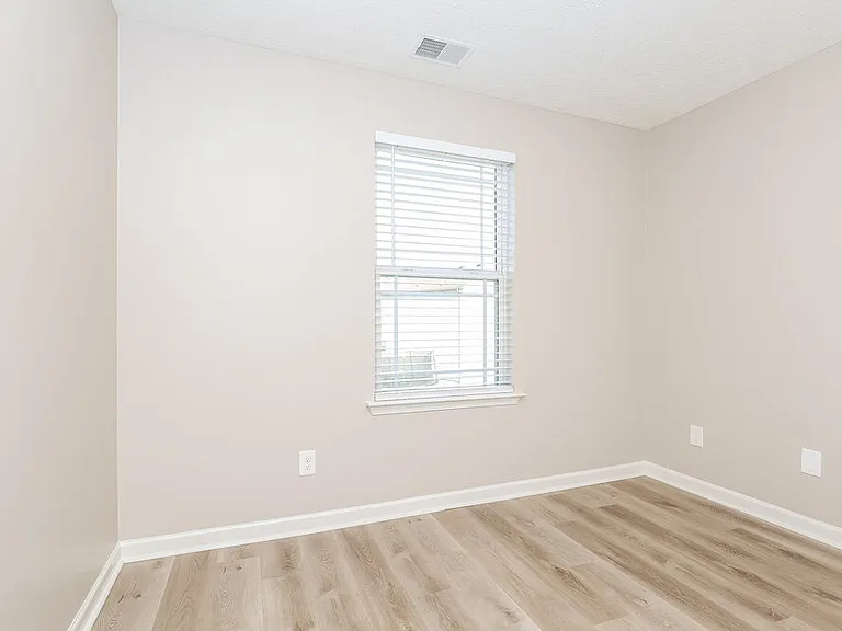 607 Rock Glen Trce — Photo 14