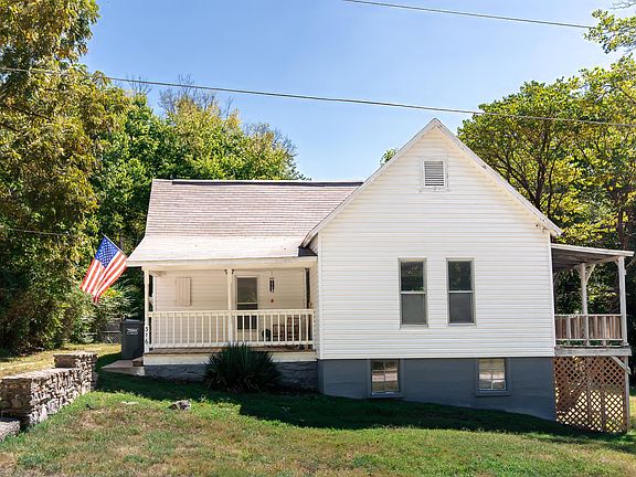 2nd image of 316 S Maple Street
