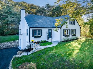 38 Evans St, Osterville, MA 02655