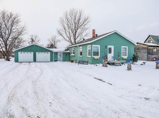 105 5th St SW, Barnesville, MN 56514