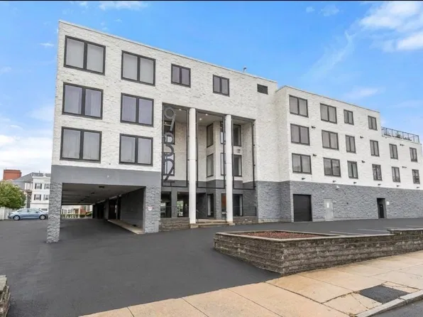 932 Broadway #208, Chelsea, MA 02150
