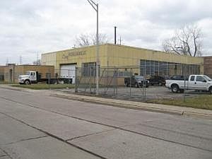 1st image of 2080 N Hawthorne Ave