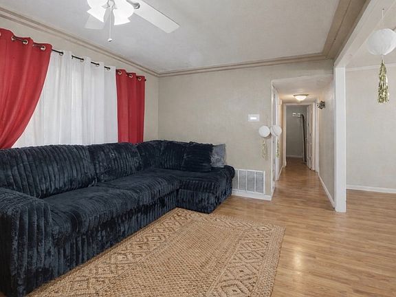 2nd image of 4209 Harlowe Dr