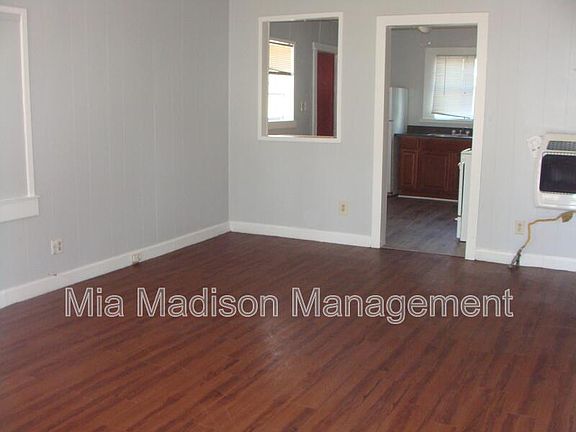 3rd image of 1226 E Henry St Unit B