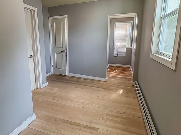 5th image of 316 2nd St