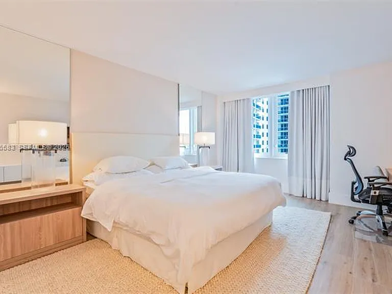 2301 Collins Avenue Cu #719 — Photo 6