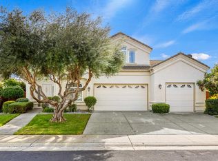 8469 Saint Arvant Ct, Elk Grove, CA 95624