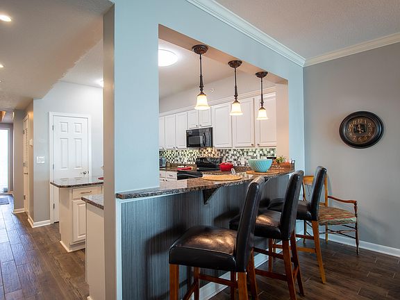 4th image of 2230 Beach Dr APT 904