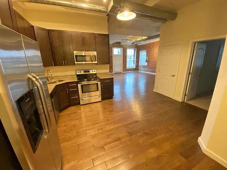 Frankford Lofts — Photo 24