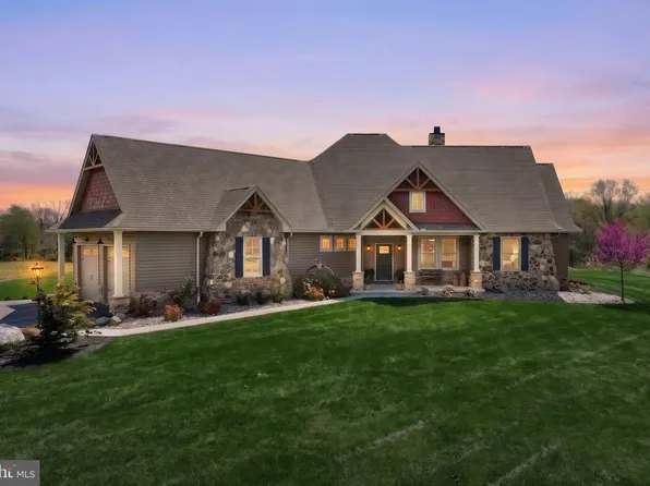 305 Gun Club Rd, New Oxford, PA 17350