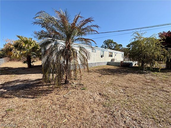 5th image of 2204 Tucker Ln