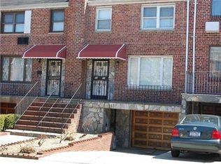 6820 61st Rd, Flushing, NY 11379
