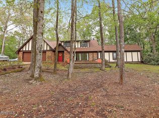 130 Timberwood Dr, Clinton, MS 39056