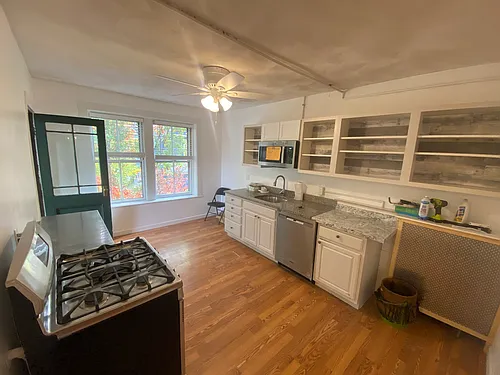 25 Fairfield St Photo 1