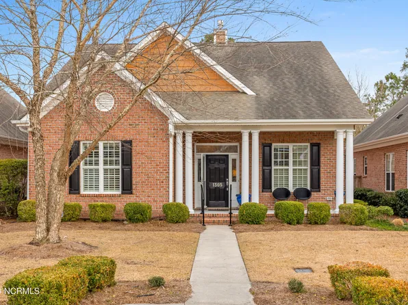 1305 Grackle Court, Wilmington, NC 28403