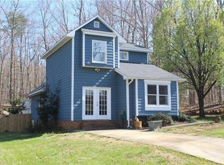 3 Stonehouse Ct, Greensboro, NC 27455