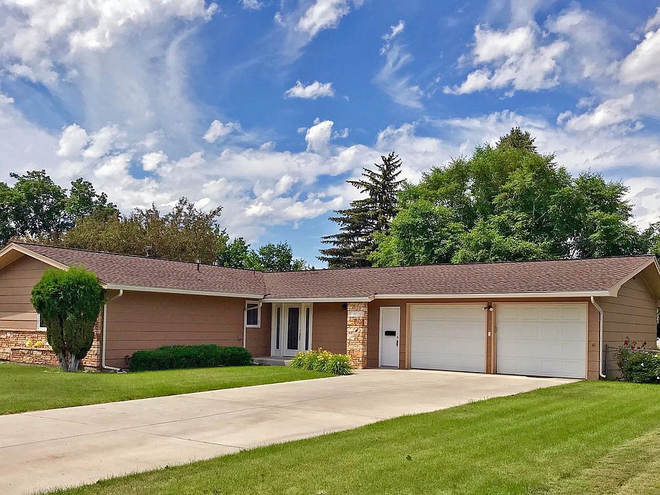 1st image of 3817 Bellecrest Dr