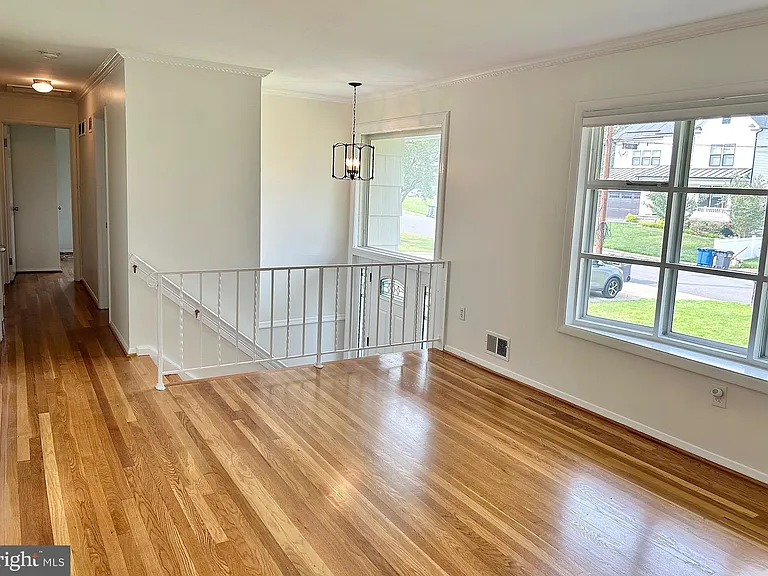 7111 Norwalk St — Photo 5