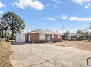 4009 Glenridge Rd, Fayetteville, NC 28304