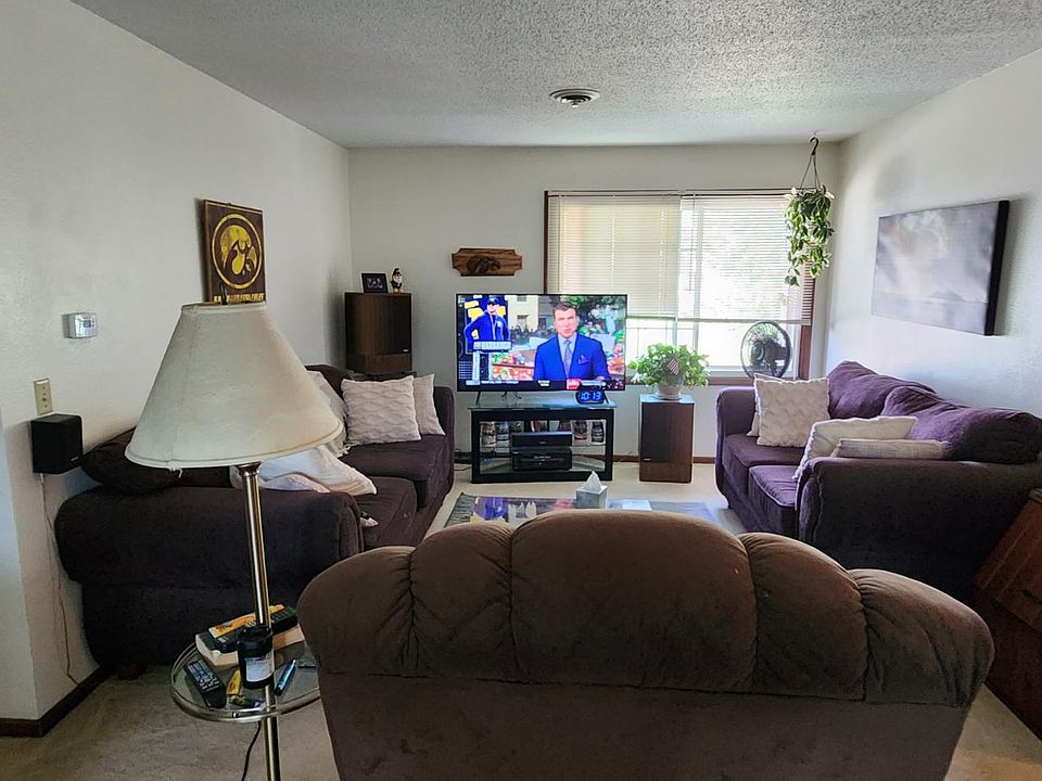 1st image of 101 Sunnyslope St