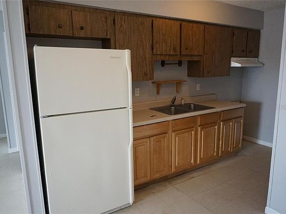 5th image of 3879 Janeen Cir