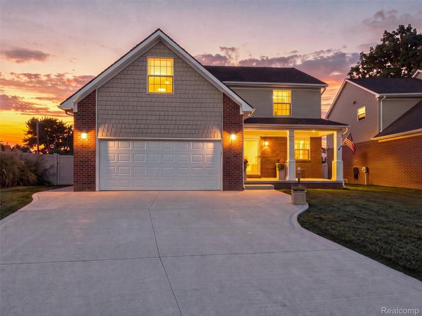 1656 Harvard Dr