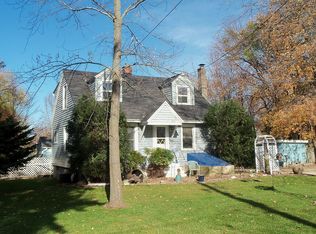 173 Old Pioneer Rd, Fond Du Lac, WI 54935