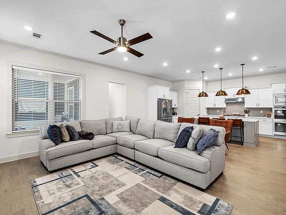 4th image of 5592 Gerber Rd