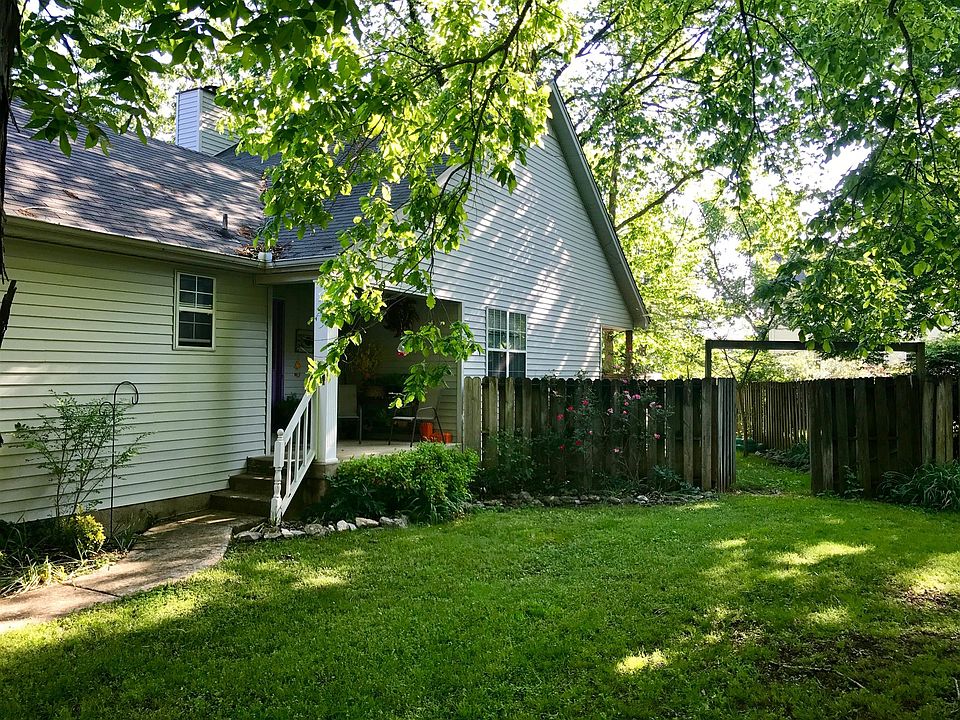 1st image of 105 Yocum Dr