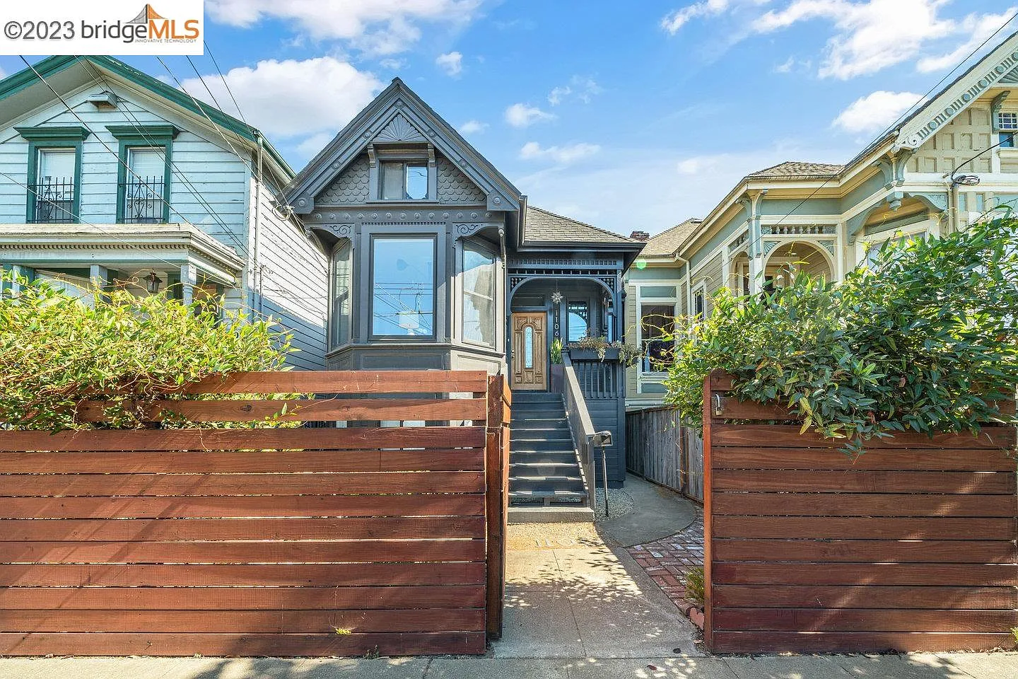 1106 Campbell St photo 1