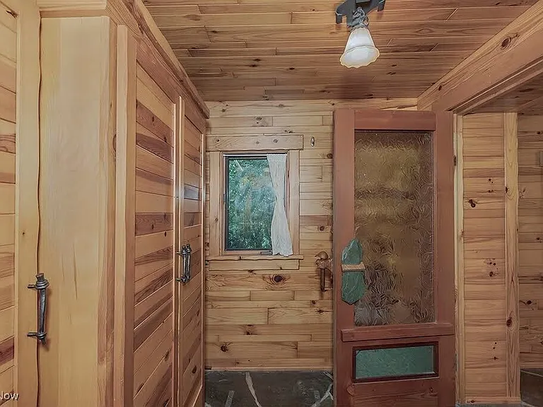 7020 S Woodland Rd — Photo 14