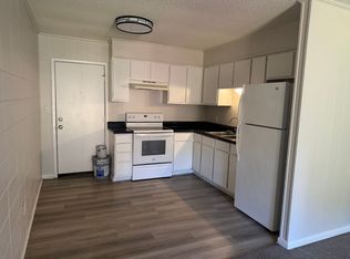 602 4th St #F, Destin, FL 32541
